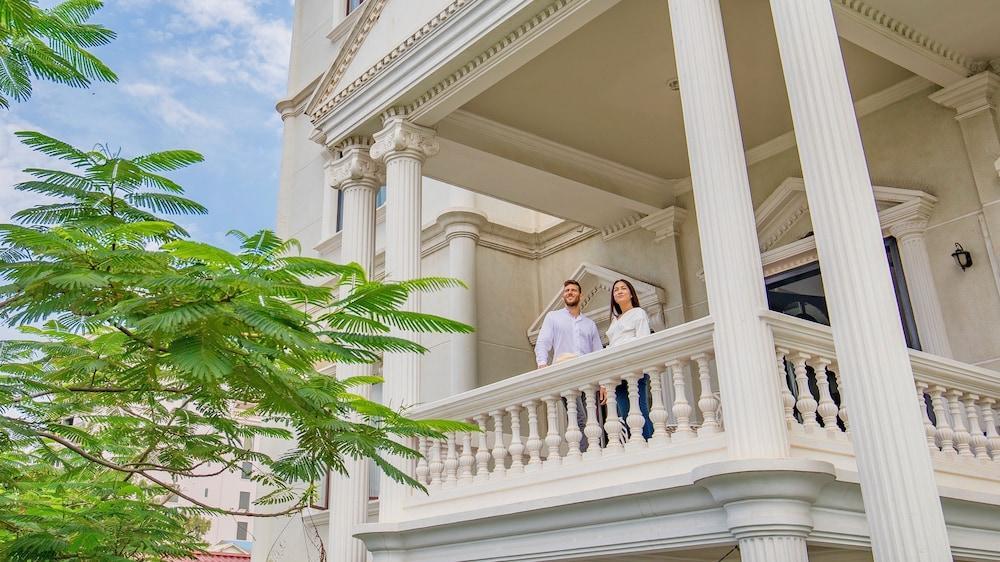 Hotel White Mansion 白色公馆 Phnom Penh Zewnętrze zdjęcie