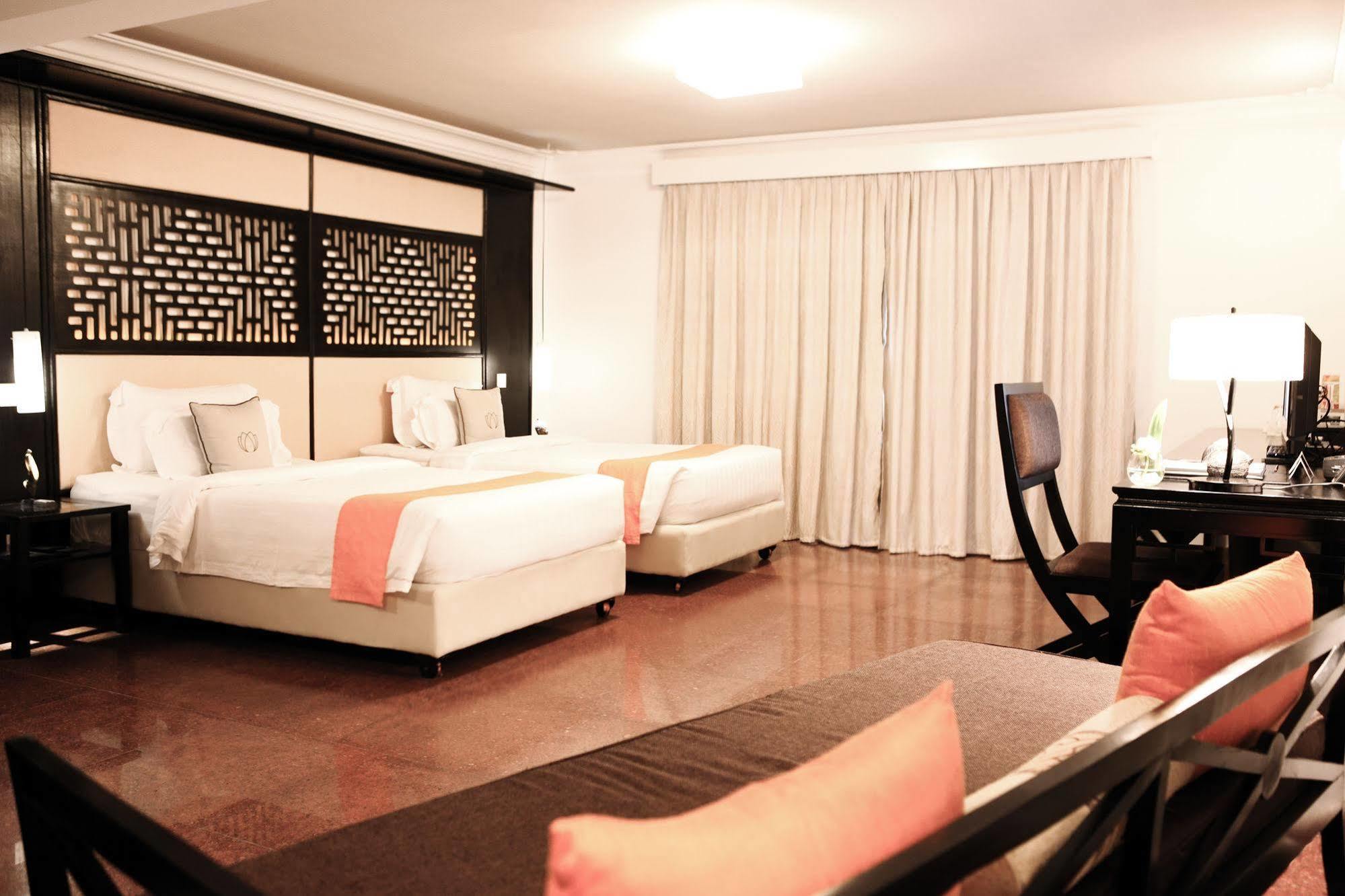 Hotel White Mansion 白色公馆 Phnom Penh Zewnętrze zdjęcie